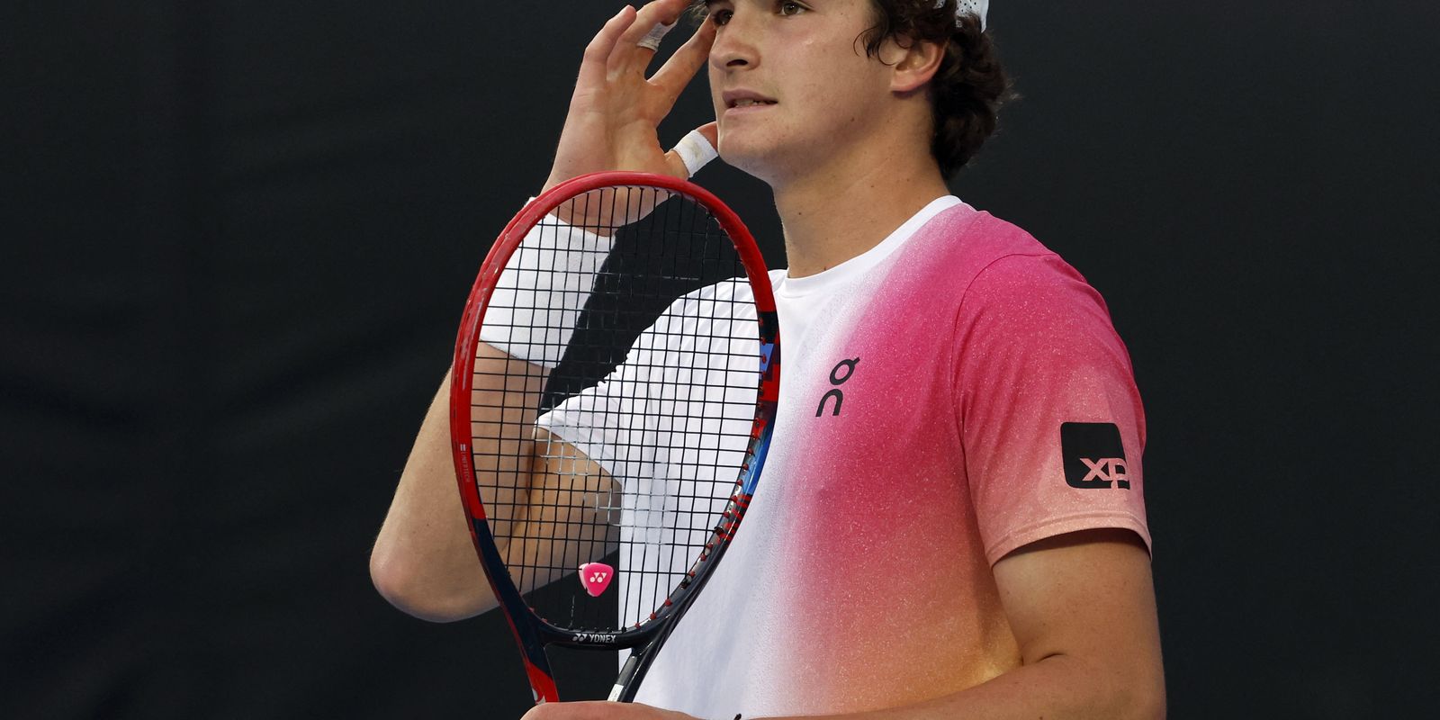 Tênis: João Fonseca vence alemão e avança para as quartas de final